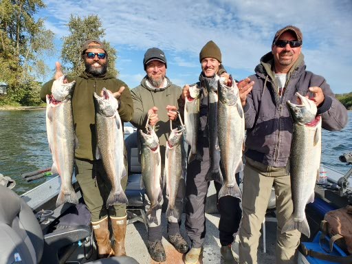 Best Oregon Steelhead Fishing Guides for 2024: Book Your Trip Today