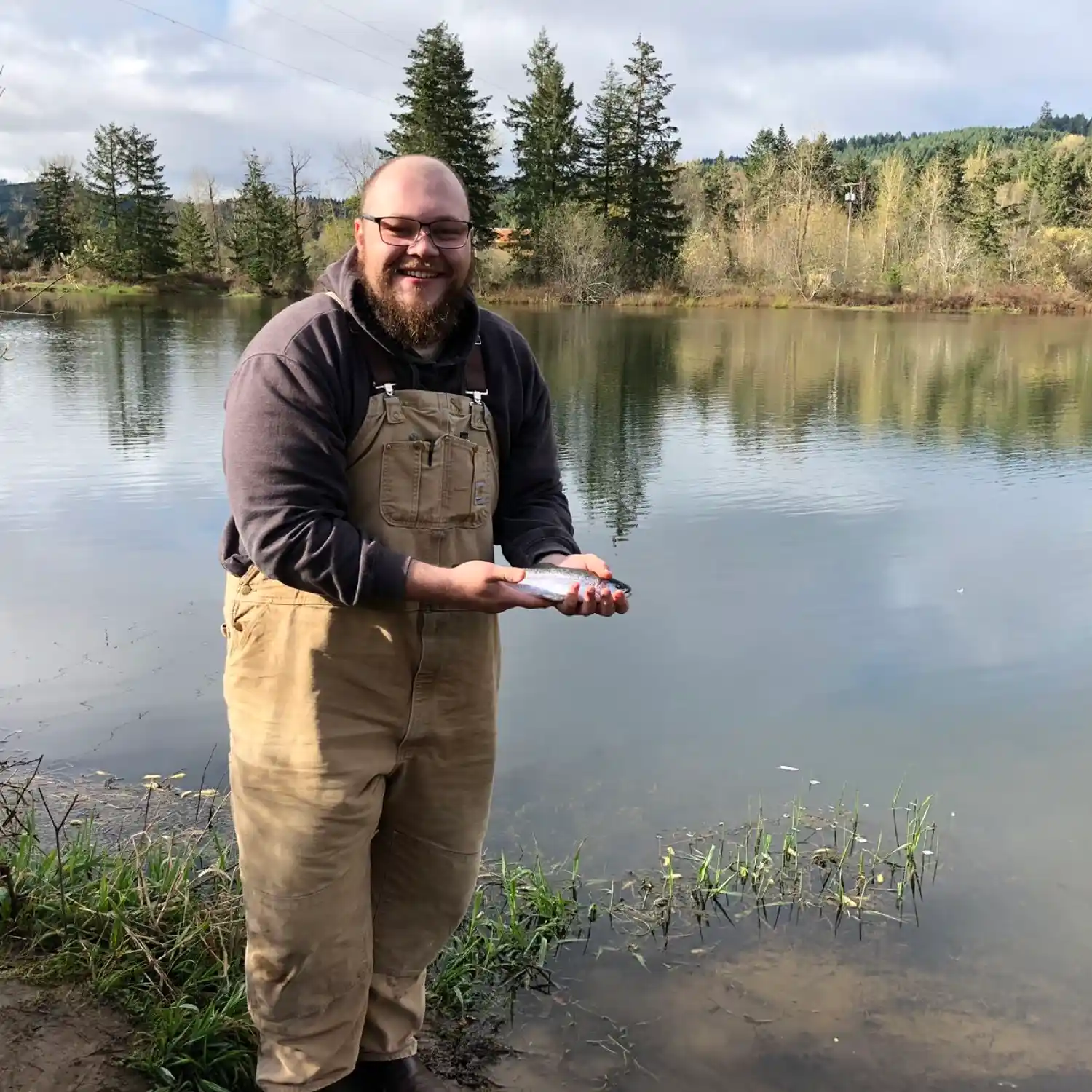 Explore Dorman Pond in Gales Creek, Oregon: A Hidden Fishing Gem