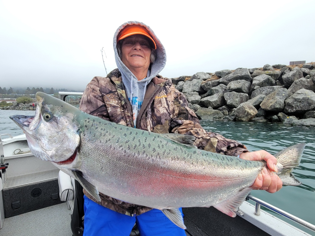 Chetco River Fishing Report: Best Times to Catch Steelhead and Salmon