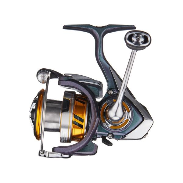 Daiwa Regal Fishing Reels: Best Lightweight Spinning Reel for Freshwater Anglers