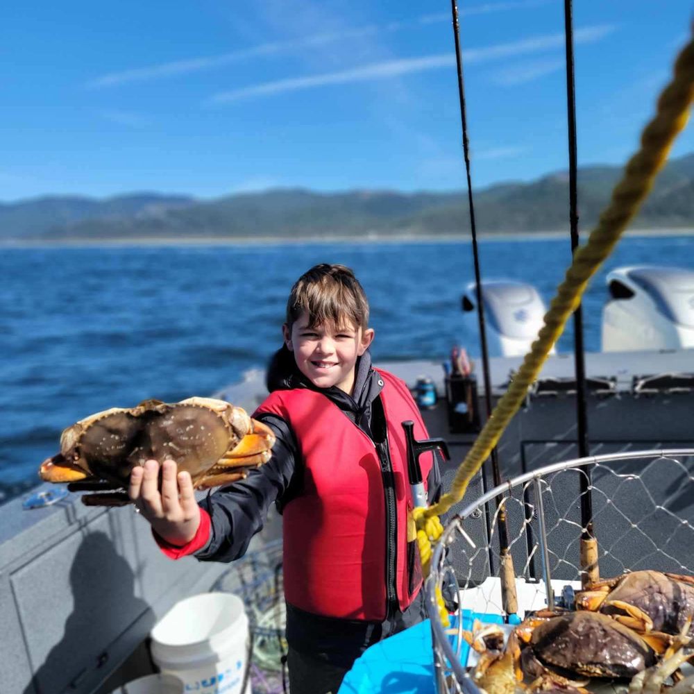 Top Crabbing Locations Around Cannon Beach: Where to Go in 2024