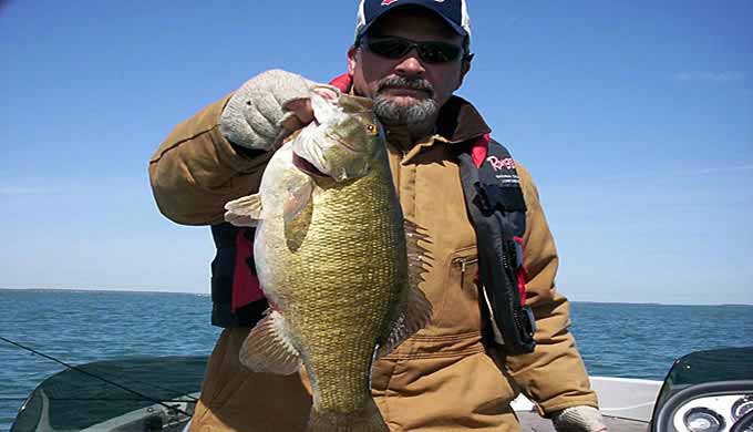 Float & Fly Fishing Techniques: Catch Suspended Fish with Ease