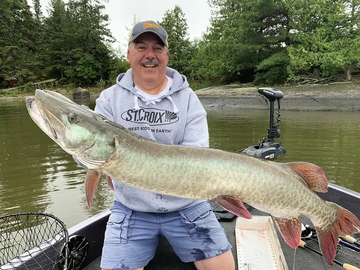 Best Musky Fishing Rods: Expert Reviews & Recommendations