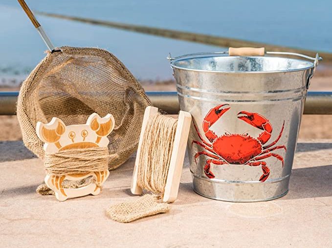 Crabbing Bucket Buying Guide: The Perfect Bucket for Crab Trapping