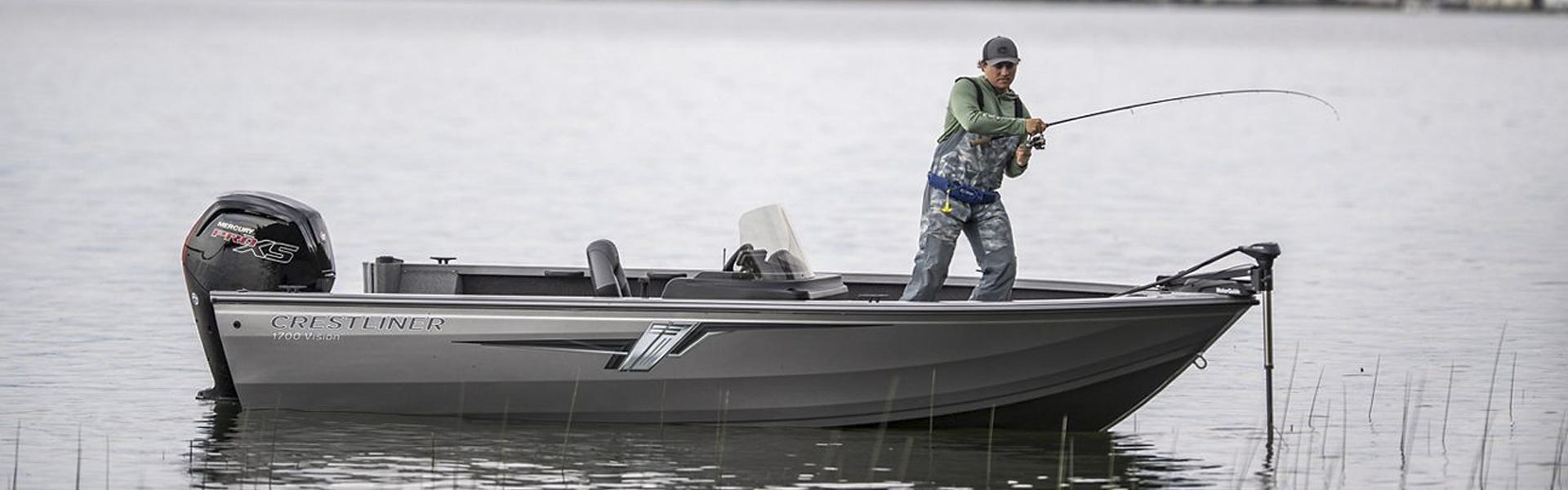 Choosing Between Aluminum and Fiberglass Boats: Durability, Performance, and More