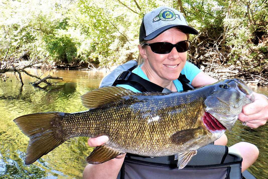 Discover Prime Smallmouth Bass Fishing Locations Near You This Season