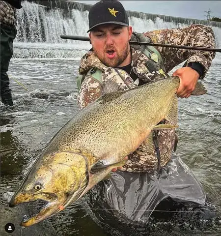 Mastering Bead Fishing for Salmon: Tips and Tricks for Success