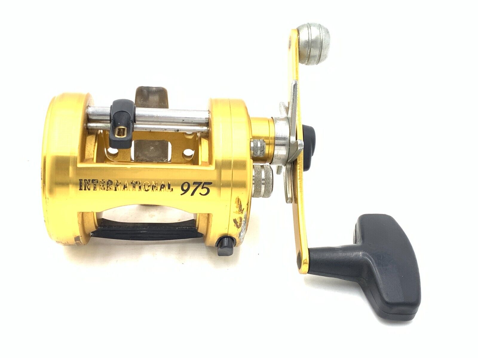 Buy Penn International 975 Baitcasting Reel - Perfect for Heavy Duty Fishing