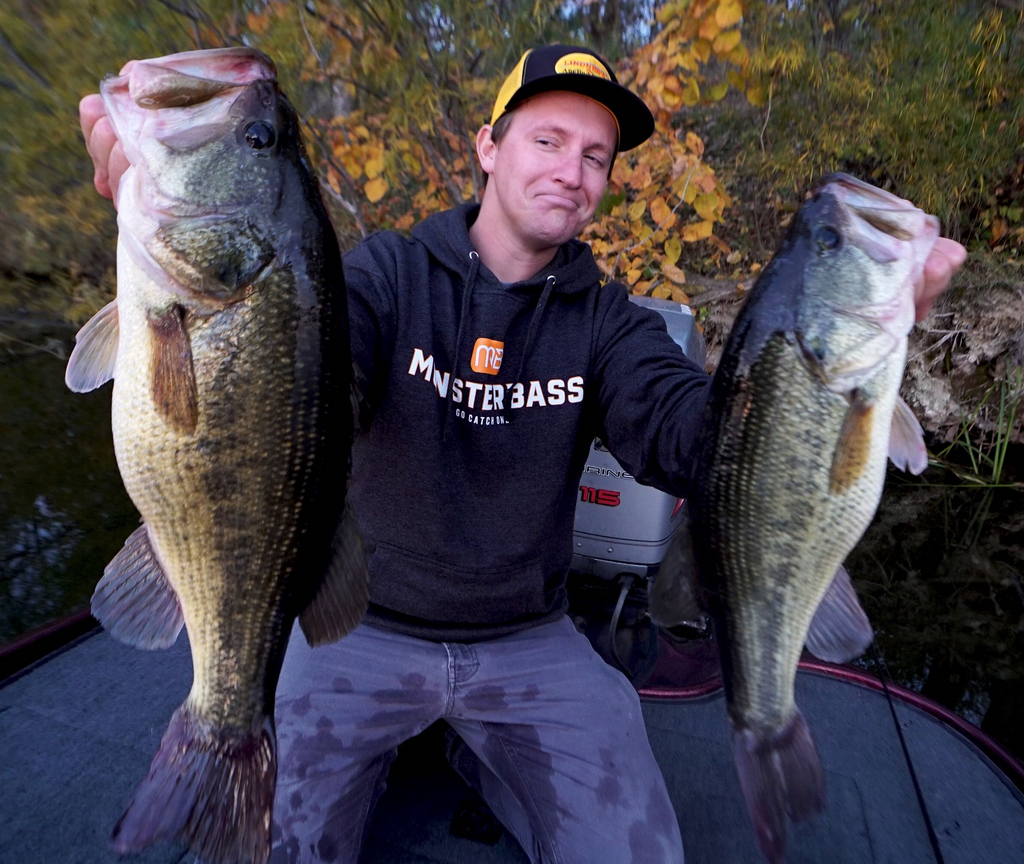 Pro Tips for Catching Big Bass in November: A Fishermans Guide