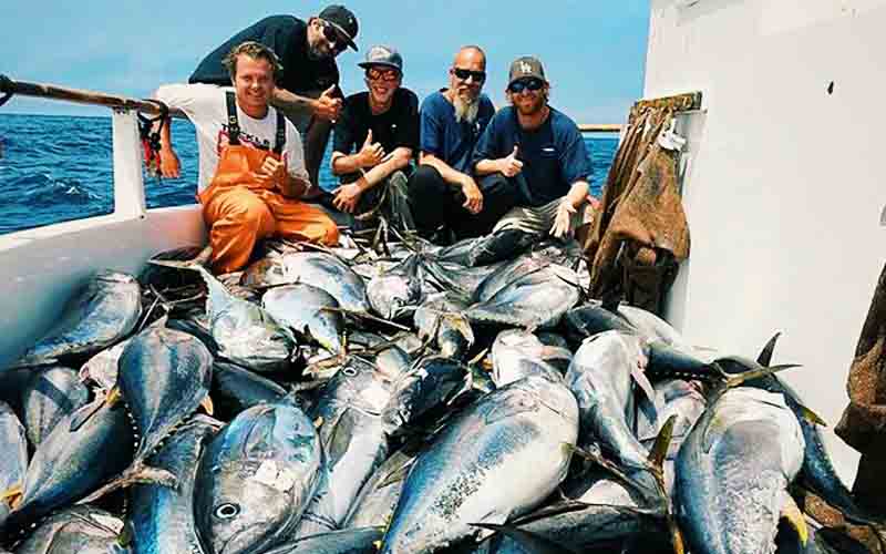 Oregon Coast Tuna Fishing: Hot Spots and Tips for Beginners