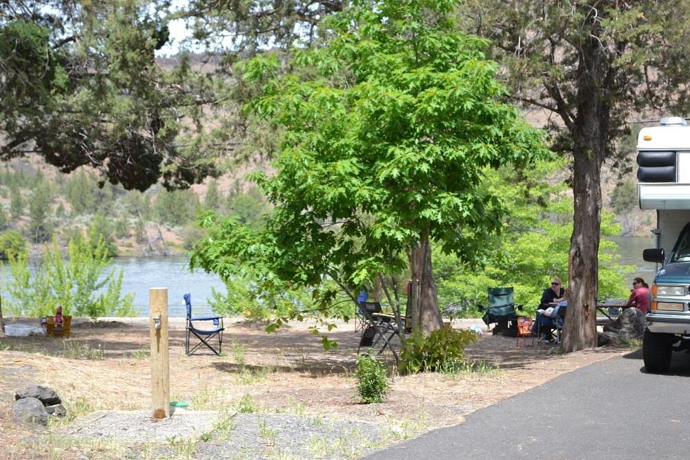 Pelton Dam Campground in Madras OR: Your Perfect Campsite Awaits